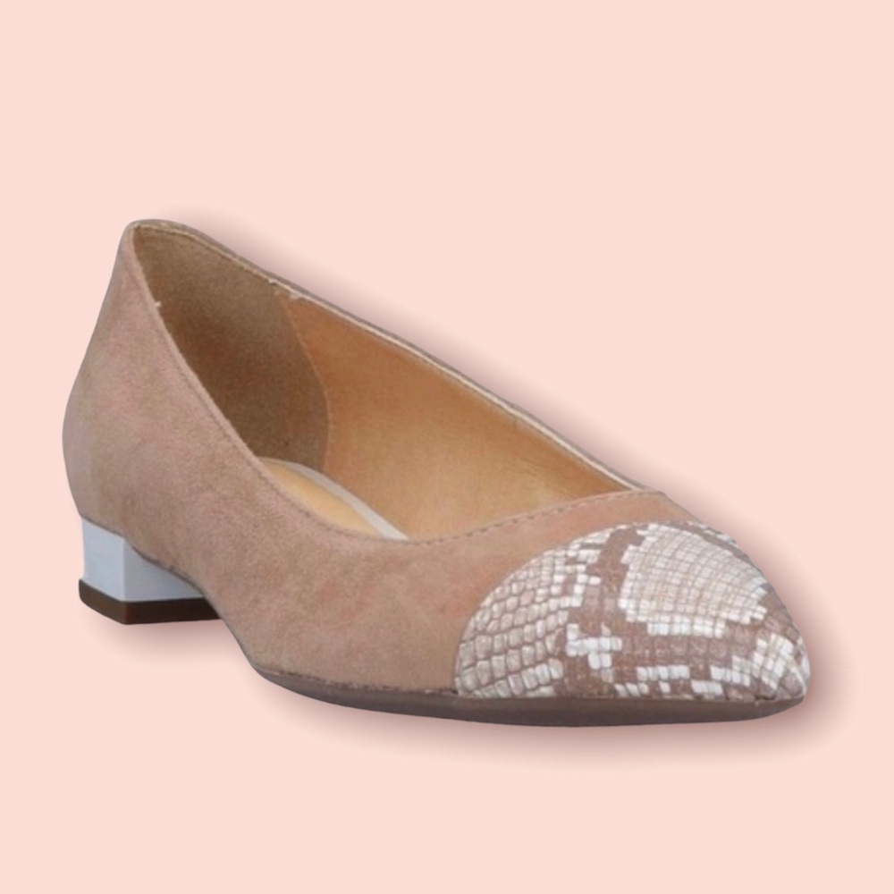 Geox Shoes  Beige Ballet Flats